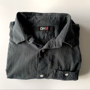 ♡ *Like New* DH3 Long Sleeve Button Up